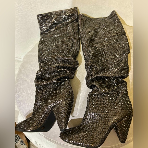 INC INTERNATIONAL CONCEPTSRHINESTONE BOOT